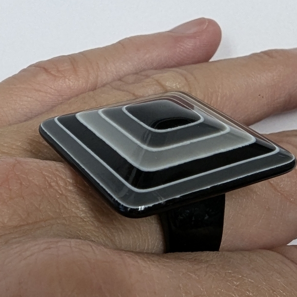 VTG RETRO RING - Picture 4 of 5